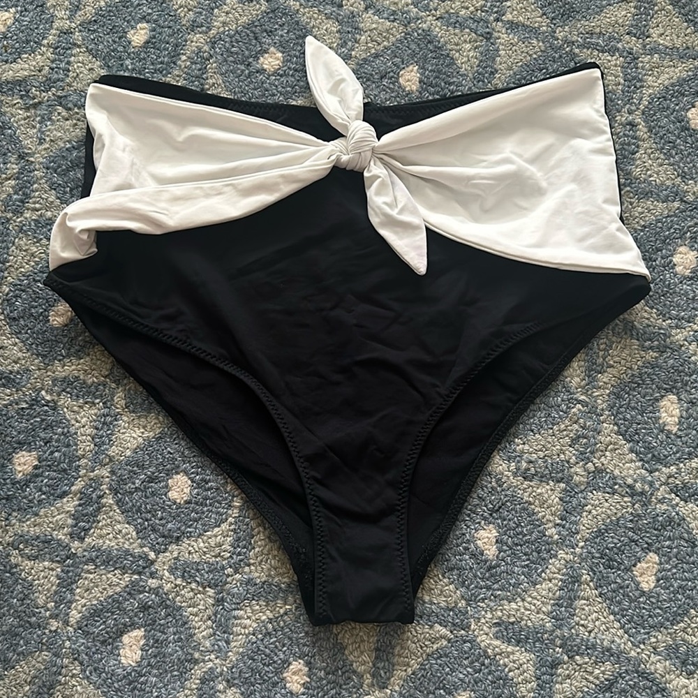 High Waisted Bottoms